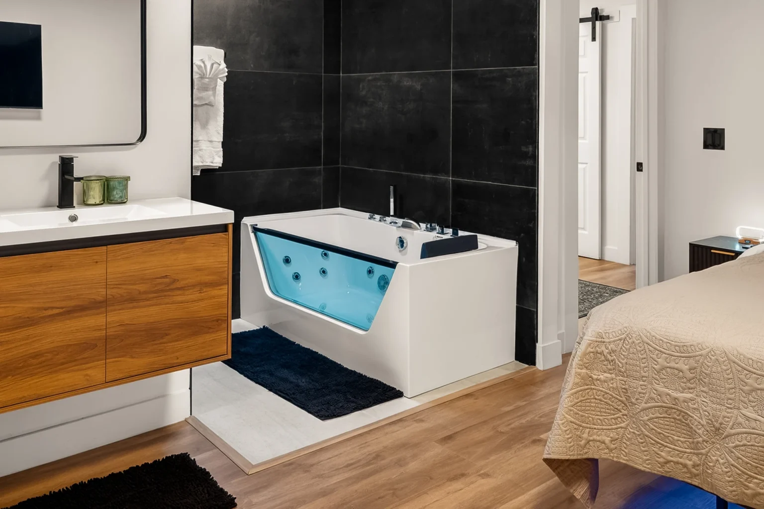 Avena bedroom and ensuite jacuzzi bathroom